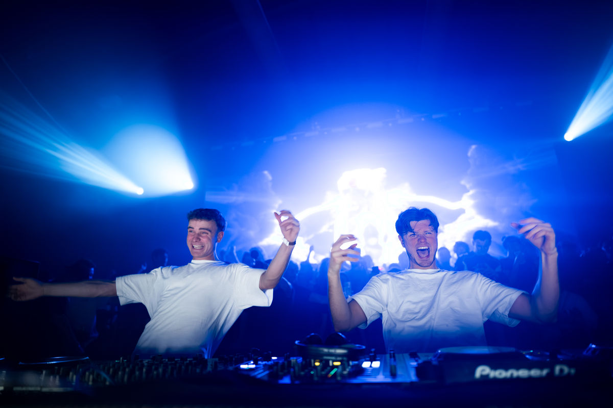 Loading... just a sec